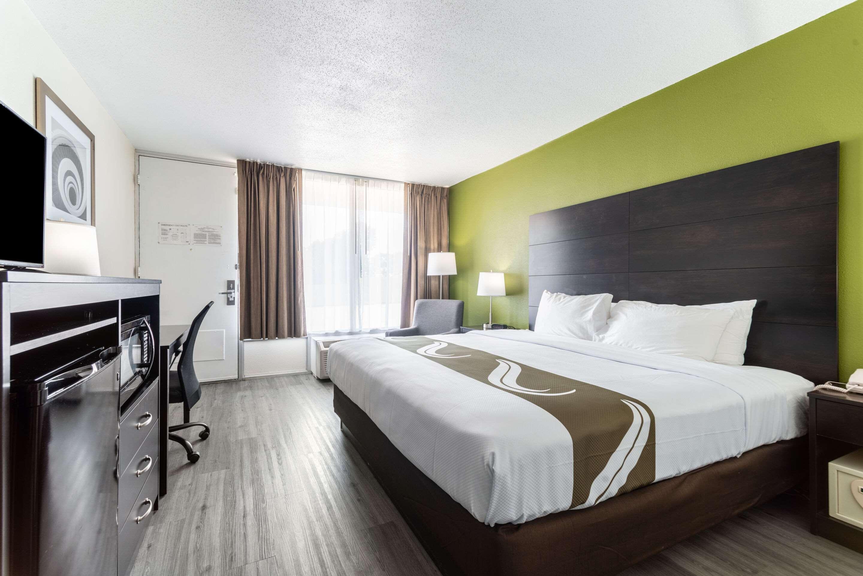 Quality Inn & Suites Vandalia Near I-70 And Hwy 51 Exterior photo